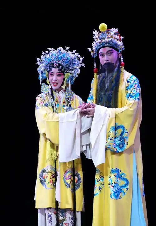 江苏省昆剧院演出【长生殿】杨贵妃由单雯扮演