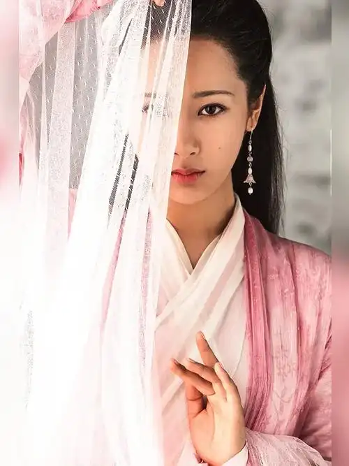 天乩之白蛇传说•白夭夭