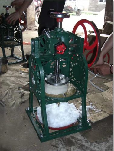 老式商用手摇手动刨冰机碎冰机绵绵冰机刨冰