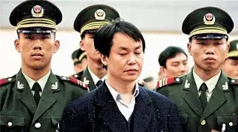 原创世纪悍匪张子强行刑前手里还握着10多亿现金他死后钱都去哪了