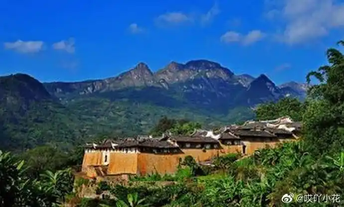 东关寨东关寨,位于天柱山东侧,雄有危. 来自哎吖小花 - 微博