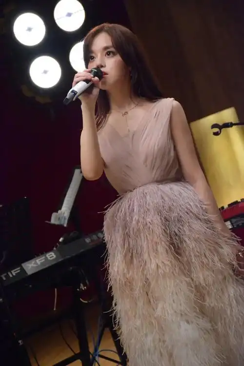 黄霄云- 知名百科