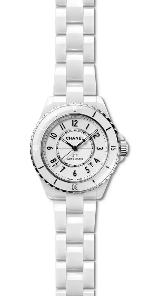 时尚和机械感的融合!香奈儿新款j12腕表完美"换芯"
