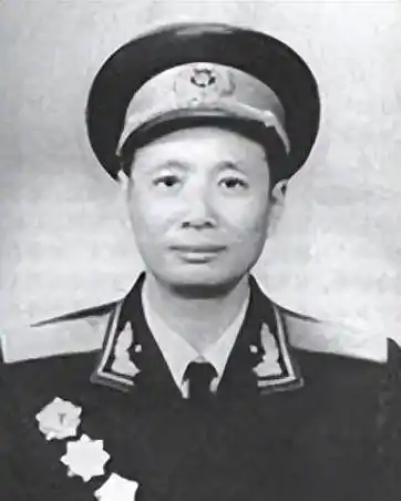 原创张震上将6次负伤子弹遗留体内近8年78岁退休邓公亲自挽留