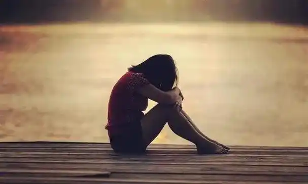 崩溃就在一瞬间,被孩子气到崩溃,想哭,发疯,无助,气的想死, - 抖音