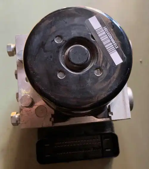 汽车用品>维修保养>刹车泵>趣奇酷>奔驰c200abs泵c260a172c63a164a166