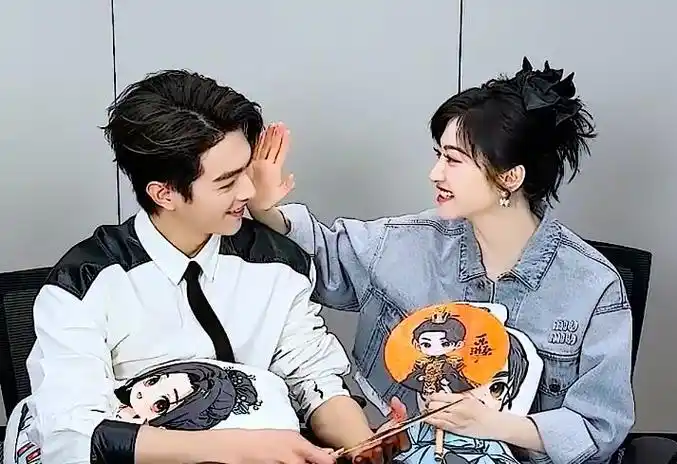 景甜被曝男友是制片人,之前与张继科恋爱严重抑郁,要看心理医生