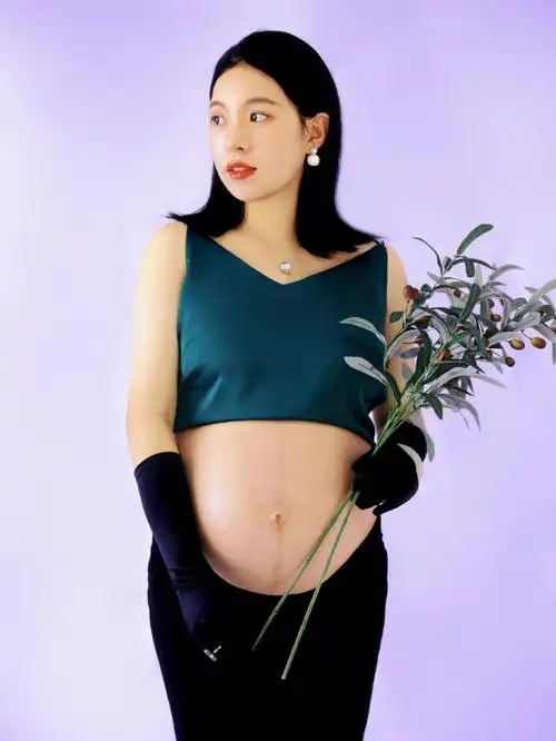 终于轮到自己拍孕妇照啦