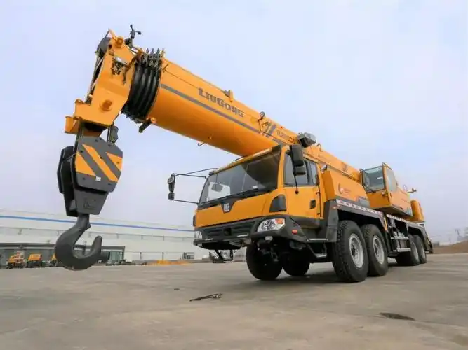 柳工tc800c6汽车起重机极限工况强悍设备的最佳诠释