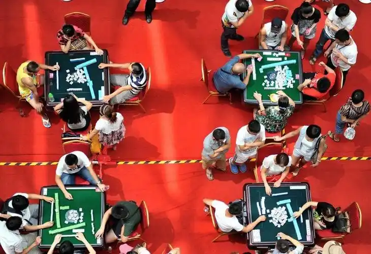 武汉举办万人麻将大赛 欲破吉尼斯纪录