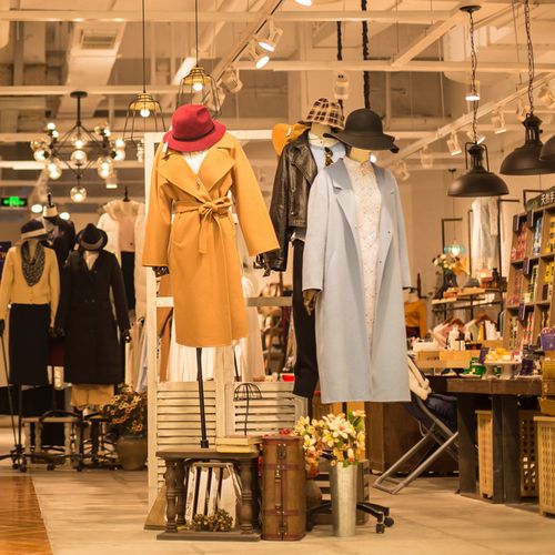 名颜2店秋冬季专柜品牌女装109元一折起