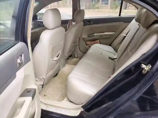 [烟花]全款几千块的代步车来了,2011年吉利帝豪ec718 - 抖音