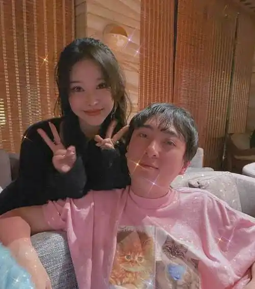 王思聪17任女友,雪梨当总裁,张予曦最美,其中一位是"狗保姆"