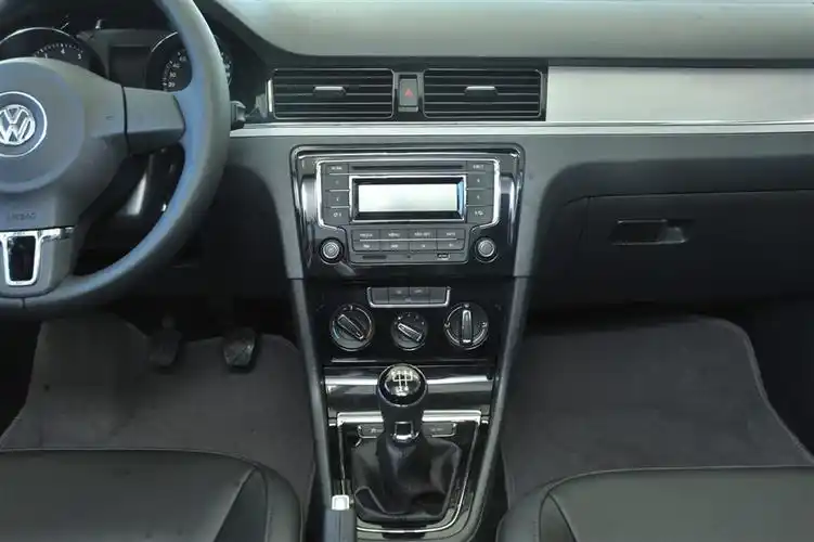 6l 手动 舒适型中控台整体汽车图片-汽车图片大全】-易车网