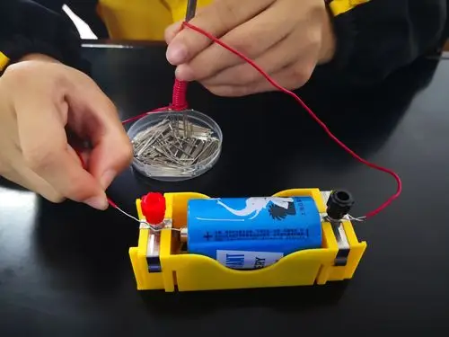 其它 柱子课堂反思:六上3-3电磁铁的磁力(一) 写