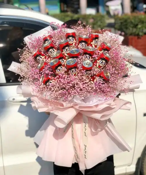 旺仔牛奶花束成品礼盒北京同城配送男友女友爱心罐网红零食满天星