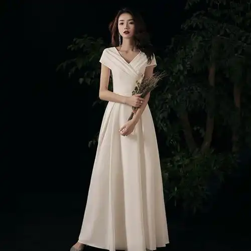 礼服女宴会白色