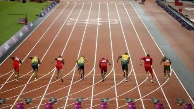 跑一百米需要多长时间