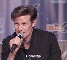 马特·史密斯采访话筒摇头开心gif动图_动态图_表情包下载_soogif