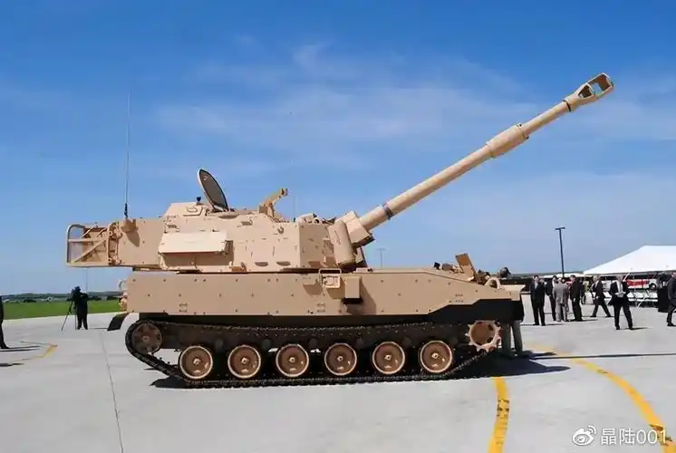 帕拉丁m109自行榴弹炮(1) 近80图