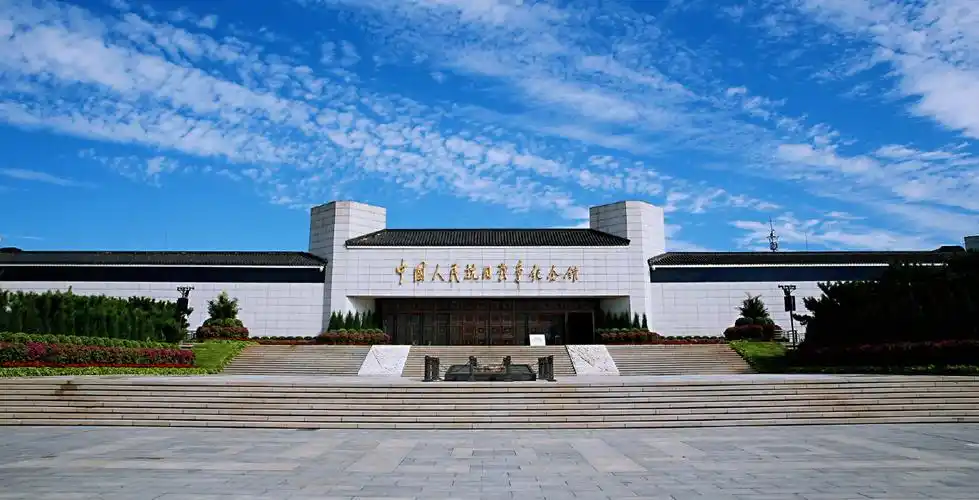 主要红色旅游景点有:北京市天安门广场,中国人民抗日战争纪念馆