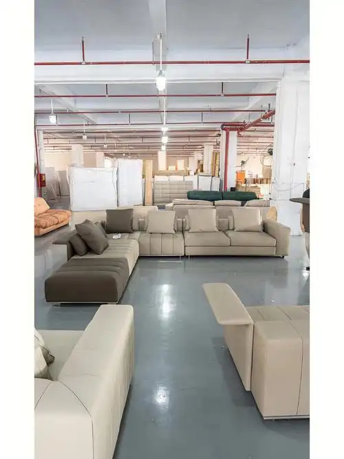 家具工厂篇之钢琴键沙发验货