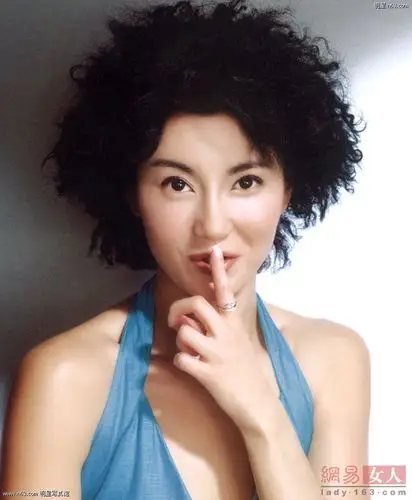 难得一见的张曼玉短发造型短发淑女张曼玉6767谁说女子长发及腰才