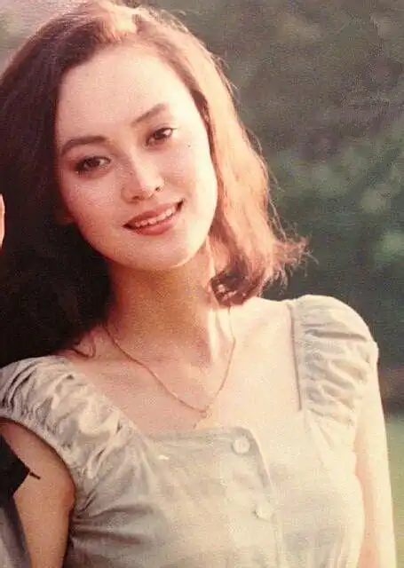 老照片:美女明星宋佳
