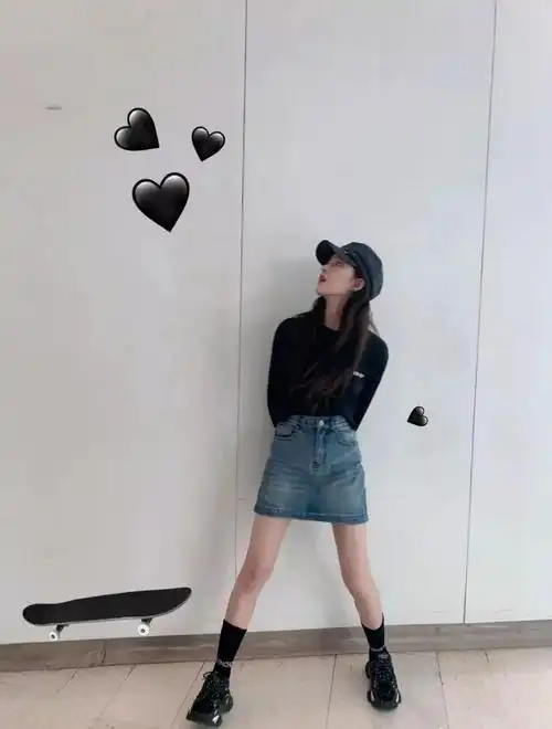 周雨彤最爱aj欧阳娜娜专宠匡威女明星都爱什么鞋