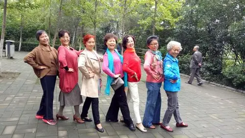 2017年十月七号我们相聚在王城公园韶乐台前