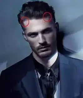 额头两个角有骨头凸起面相