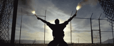 吴宇森的《变脸》(1997)也是 凯奇演技的一大巅峰.