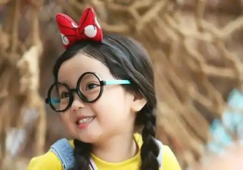 可爱阿拉蕾清新图片_清新漂亮的崔雅涵