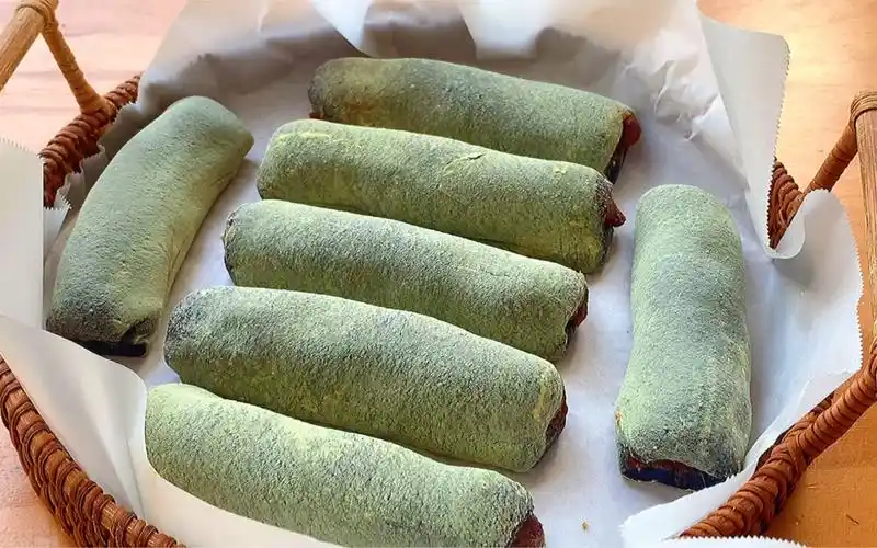 浙江美食台州特色乌饭麻糍,香甜软糯还拉丝,专属于春天的味道!