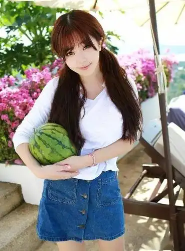 炉石女主播刘飞儿美照,清纯可爱惹人怜!