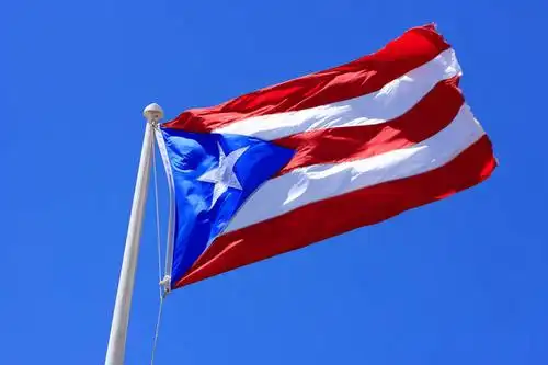 白天,仰视,静物,旗帜,国旗,阴影,条纹,光线,旗杆,影子,星星,红色,蓝色