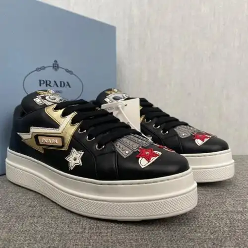 prada普拉达休闲鞋机器人 休间鞋_【99新】新_3640元_38码-心上