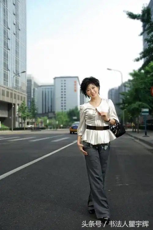 主持人李雨霏简历 果欣雨主持人