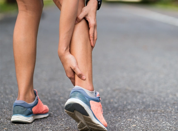 脚腕疼痛,是跟腱炎还是跟腱撕裂,医生教你分辨