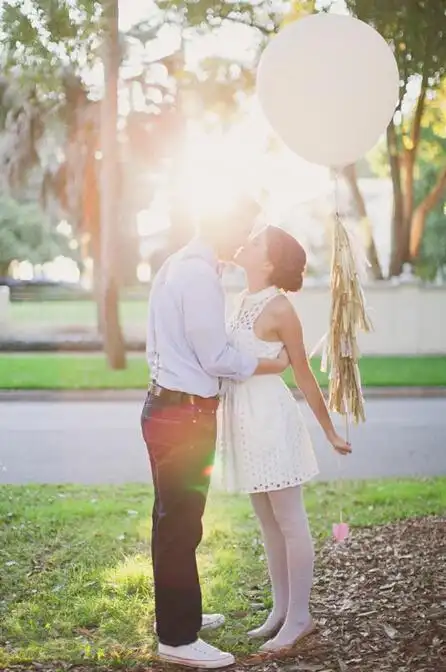 浪漫拥吻婚纱照,美美哒