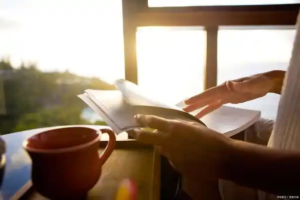 关于读书的古诗词,读懂受益一生,最适合今天发朋友圈