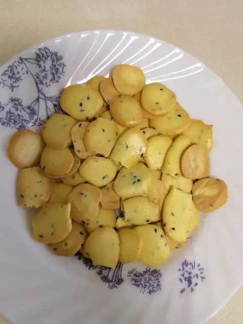 宝宝鸡蛋芝麻小饼干超简单超好吃