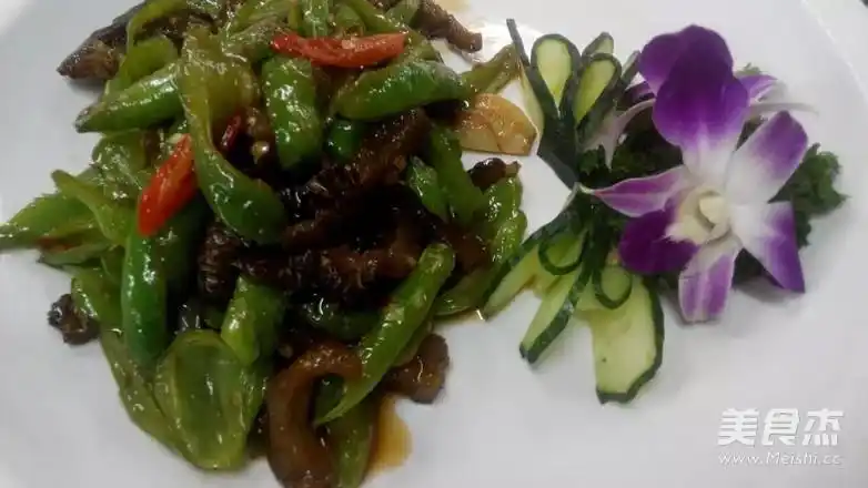 辣椒炒海参的做法