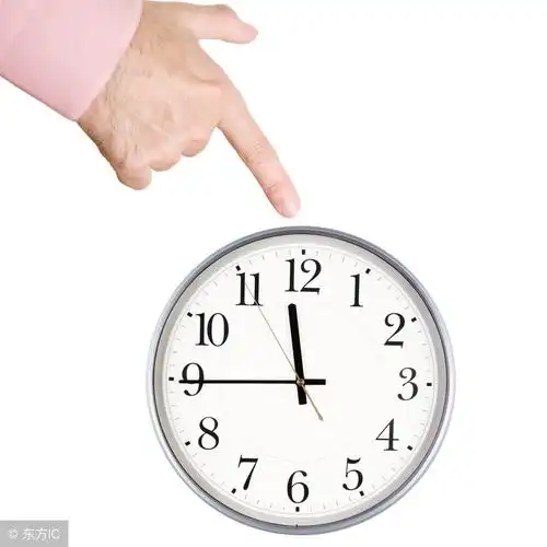 钟表上的时针,分针,秒针有可能同时互成120度吗?