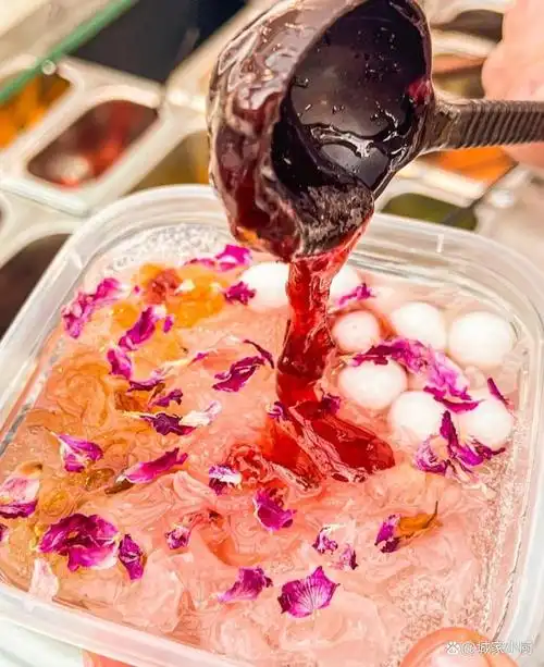 全沈阳花样颜色最多的冰粉享受10块钱的快乐
