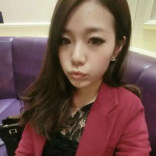 [网络] 维基; 童秀娟; 维基; [例句]film maker vicky and her