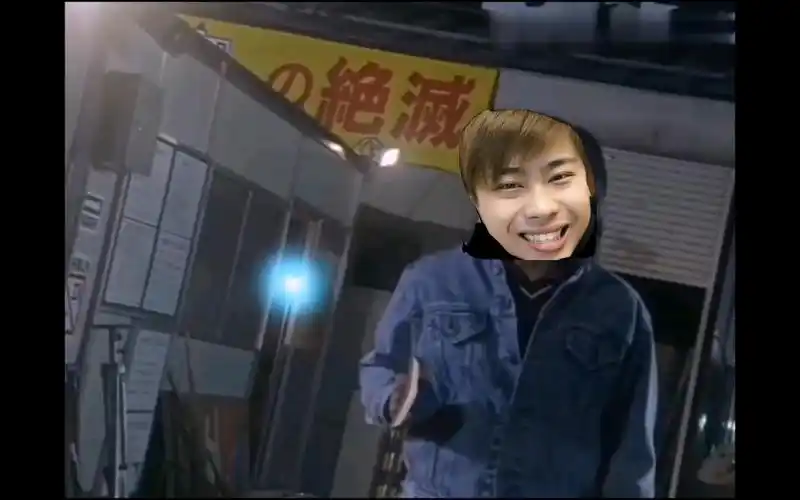 卢本伟变身盖亚!