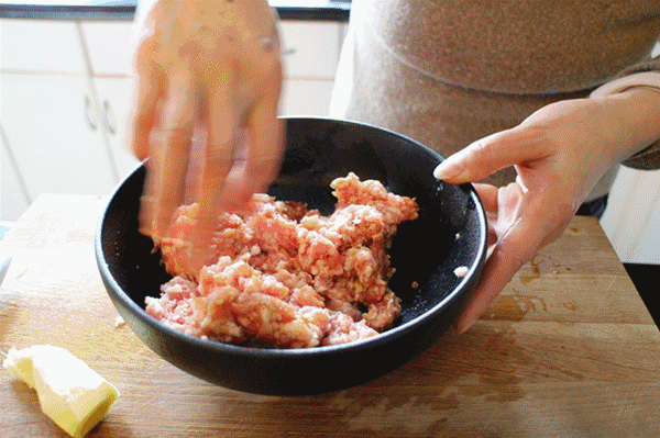 喜迎猪年,一头猪的10种"死法",最后一个简直.