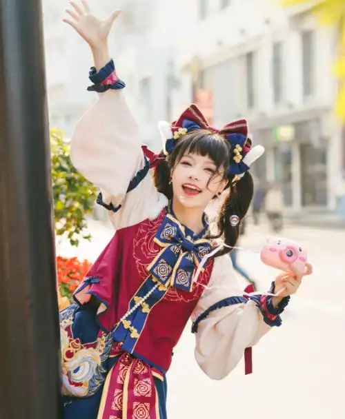 这就是第一lo娘的审美谢安然成bw最美coser装扮引人疯狂追捧