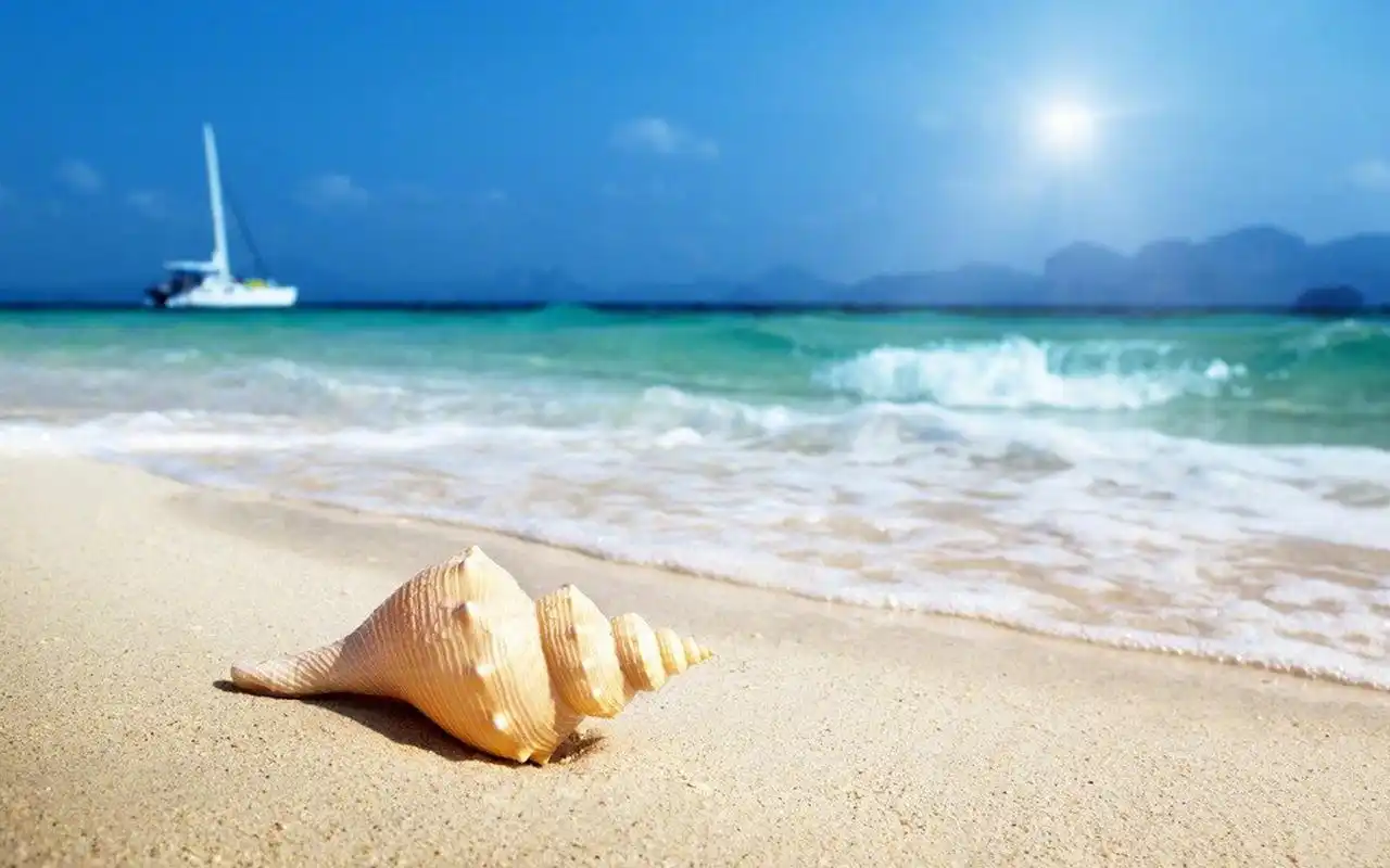 湛蓝唯美海滩风景图片桌面壁纸